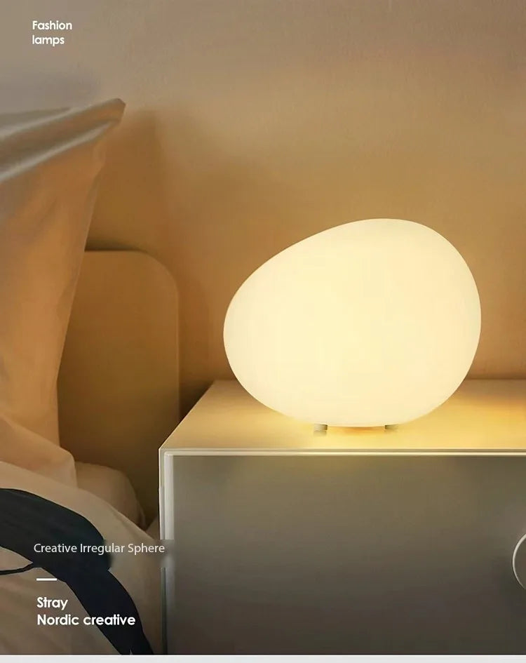 Create magical atmospheres with this lamp