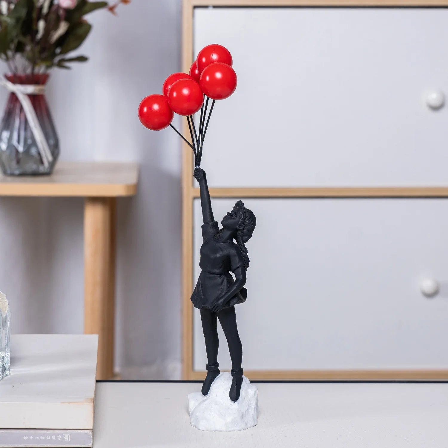 Modern Love Balloon Sculpture - Creative Home and Office Decoration