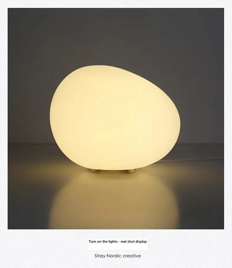 Create magical atmospheres with this lamp