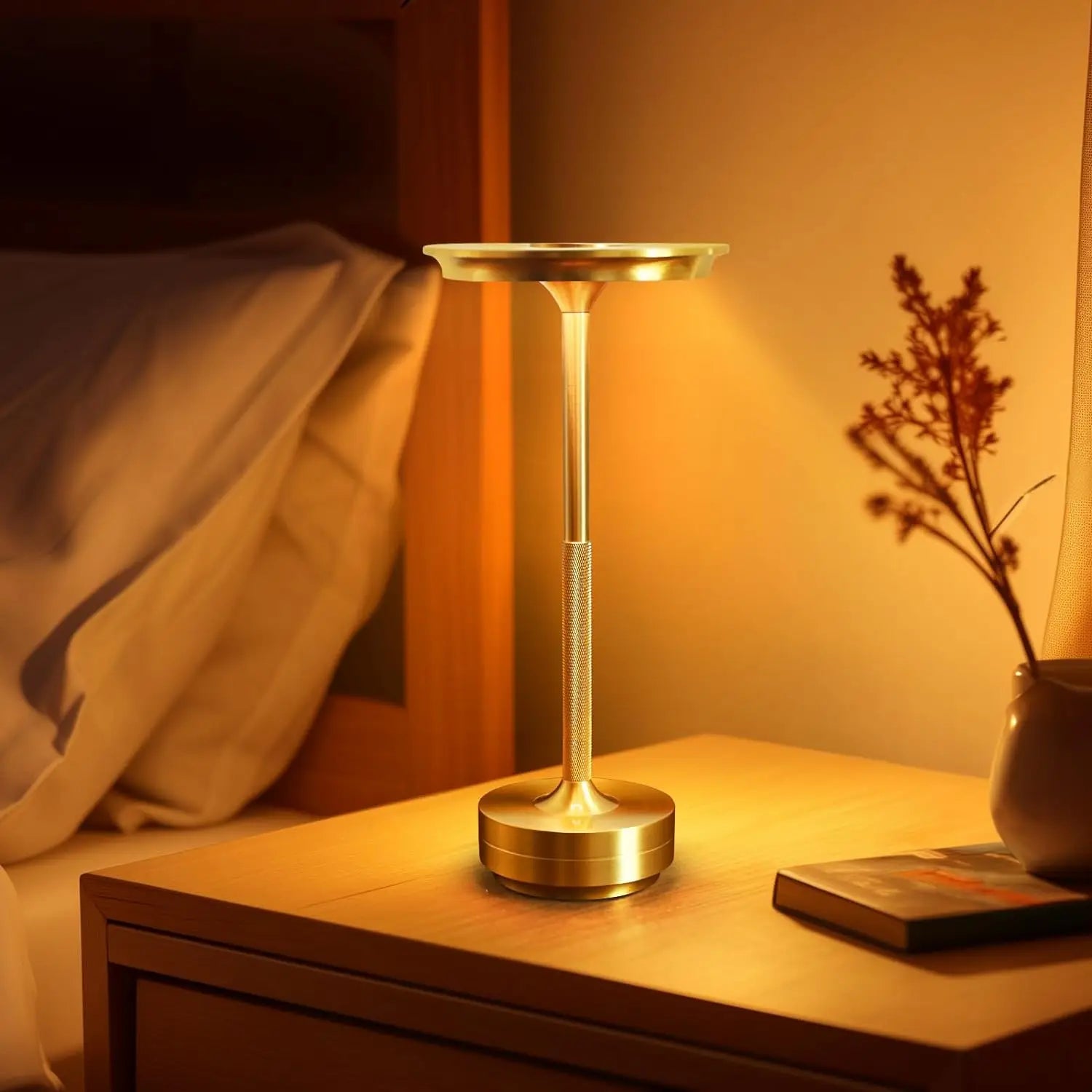 Rechargeable Touch Lamp: Modern Design and Wireless