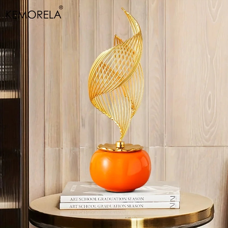 Ceramic Statue Nordic Creative Light Luxury Living Room Decoration Sculptures and Figurines Office Desk Accessories Room Decor