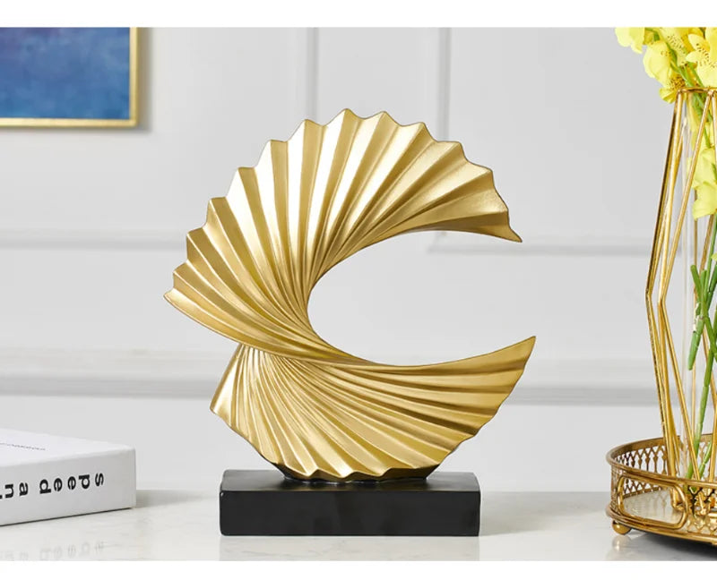 Modern Decor Abstract Sculpture Resin Sculptur Art Golden Statue Living Room Home Decoration Office Desk Decoration Accessories