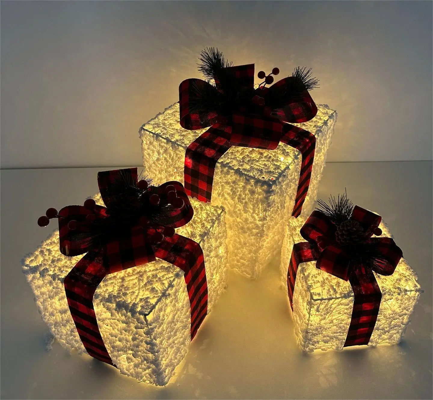 Christmas lights and 3 gift boxes to delight your home!